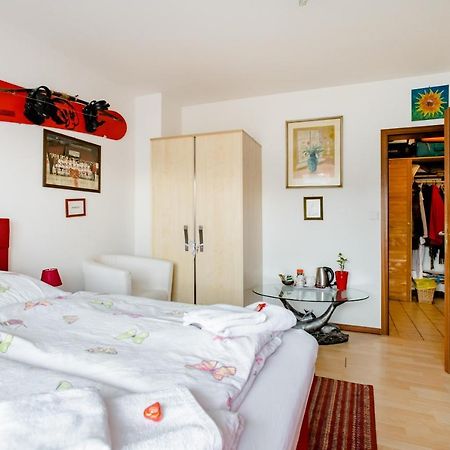 Ruhige Zimmer Im Gruenen Berlino Esterno foto